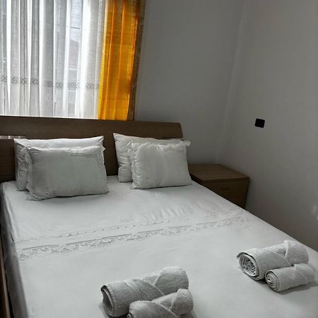 Guest House Adi Hoxha Berat Dış mekan fotoğraf