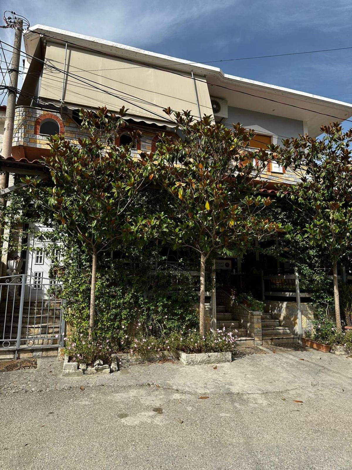 Guest House Adi Hoxha Berat Dış mekan fotoğraf