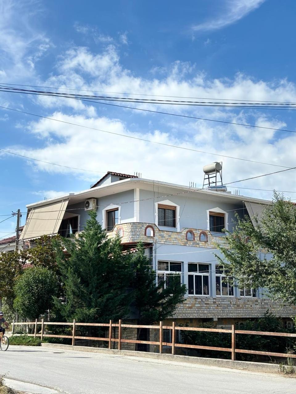 Guest House Adi Hoxha Berat Dış mekan fotoğraf